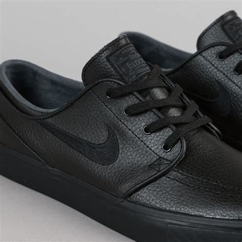 Womens Black Stefan Janoski Shoes (1) 